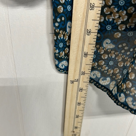 Faded Glory Black and Blue Long Sleeve Semi Sheer Blouse - Picture 7 of 10